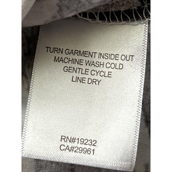 Alfred Dunner Petite PS Floral Ombre 3/4 Sleeve Top With Studded Neckline - Picture 6 of 8